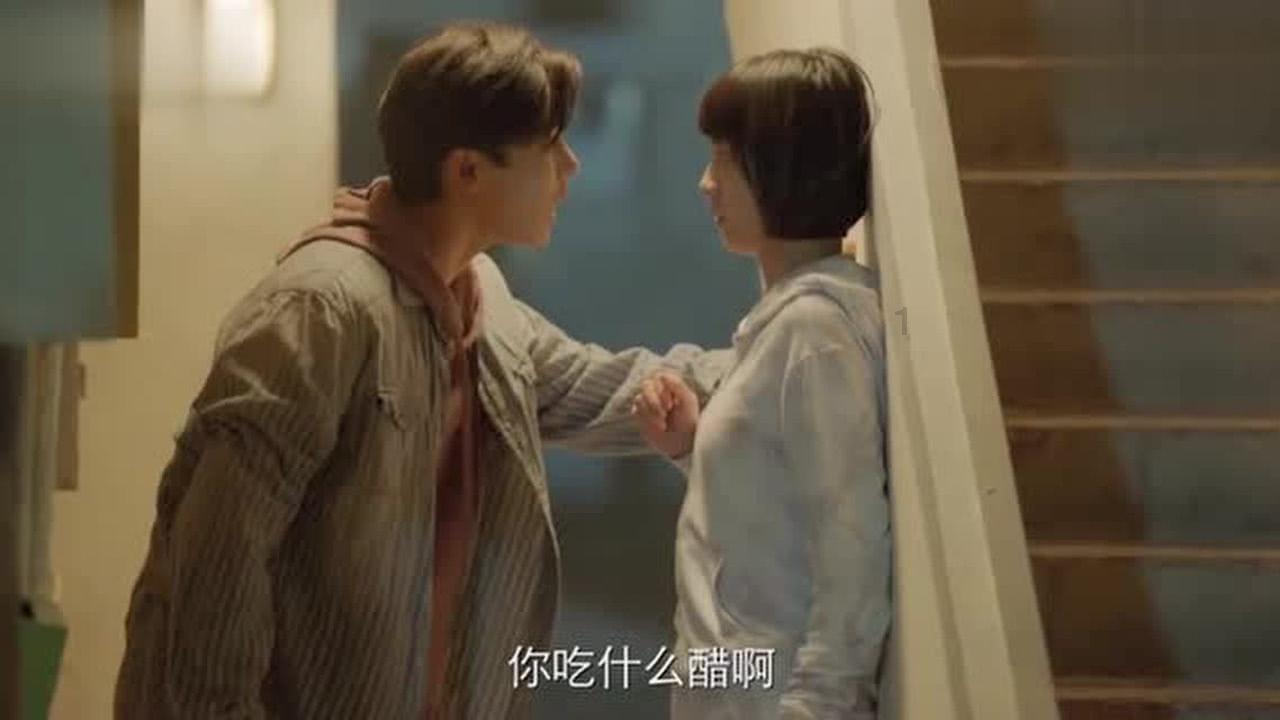 动漫少女DIY冰淇淋