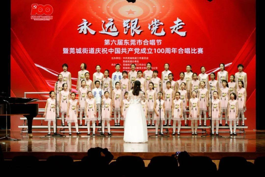 44年前,16岁少女被画家看中,出现在1元纸币上,如今过得怎样?